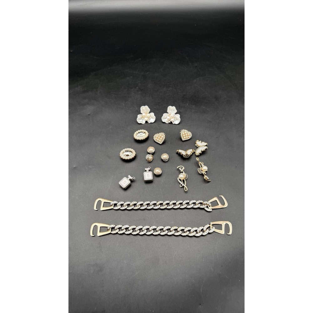 Premium Luxury Bling Jewelry Shoe Charms 18pcs Designer Charms for Clogs Sandals